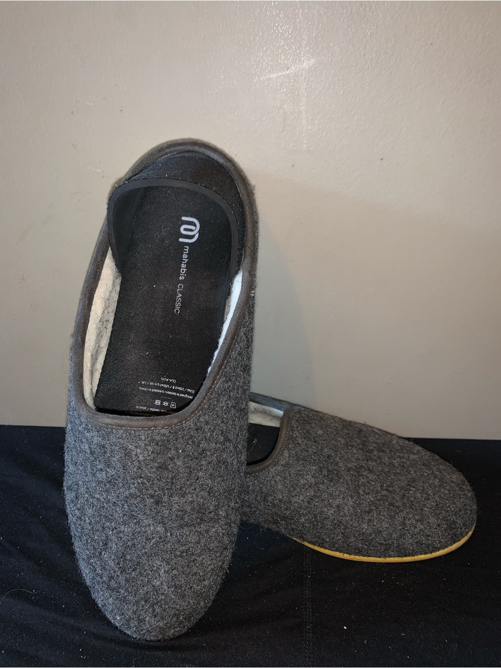 mahabis Men’s Grey Wool Slip-On Slippers